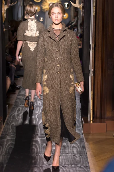 Look 6